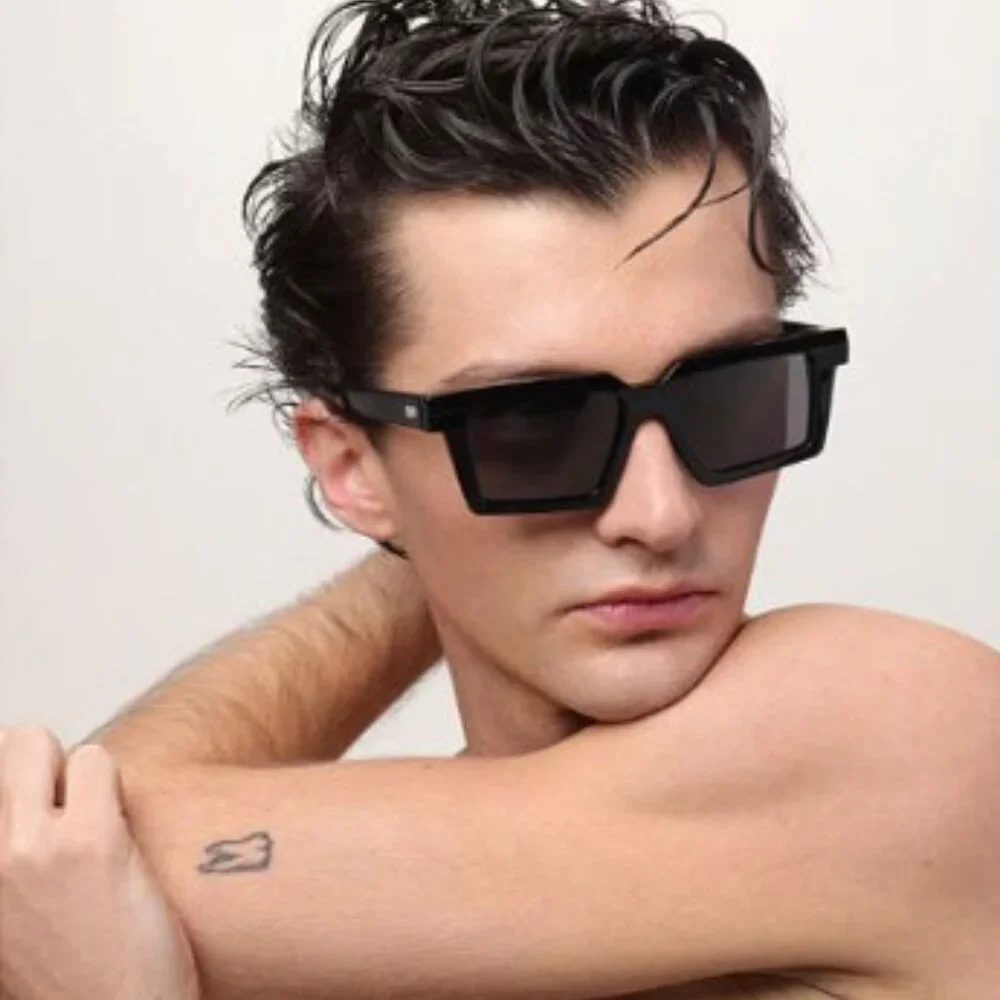 Off-White OERI142 WINDSOR 1864 Square Sunglasses – Shiny Yellow\Brown